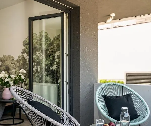 Kawalerka Dmowskiego *